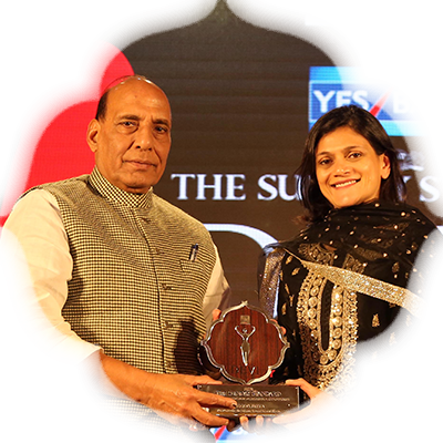 Educationist & Mental Health Activist Neerja Birla receiving the award in Delhi.