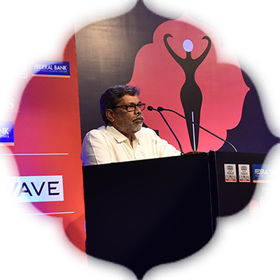 G S Vasu, the editor of The New Indian Express addresses the gathering at the 13th edition of the Devi awards