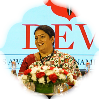 Smriti Zubin Irani, Union Minister of Textiles and Women & Child Development, in good sprits at the Devi Awards