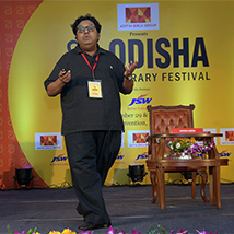 Ashwin Sanghi at Connecting the Dots - Myth, History and Science. A Special Session for Students!