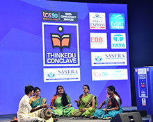 Students of MOP Vaishnav College for Women regaled the audience with their singing | (Pic: Ashwin Prasath)