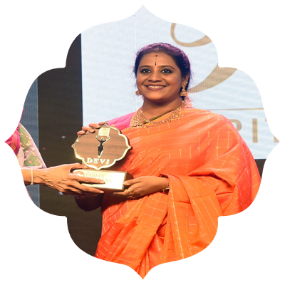 Suchitra Balasubramaniam, Harikatha exponent honoured with the Devi Award. 