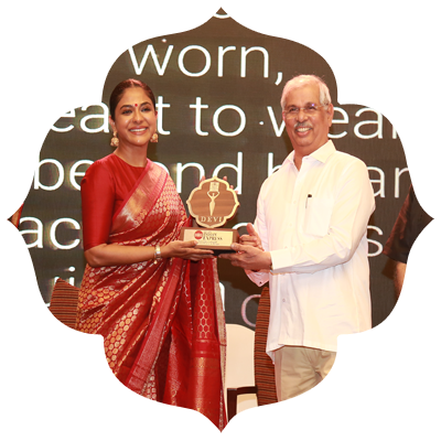 Actor and designer Poornima Indrajith, the style icon and entrepreneur, who redefined Kerala's handloom with her brand, received the Devi Award.
