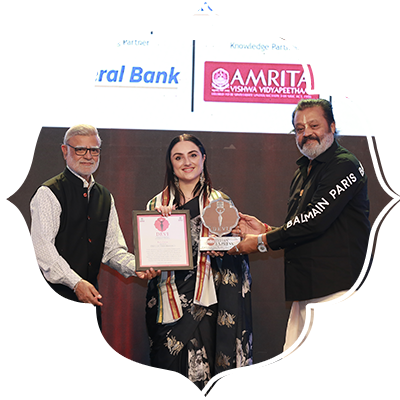 Honouring a cross-cultural dance icon: Paris Laxmi receives the Devi Award in Kochi.